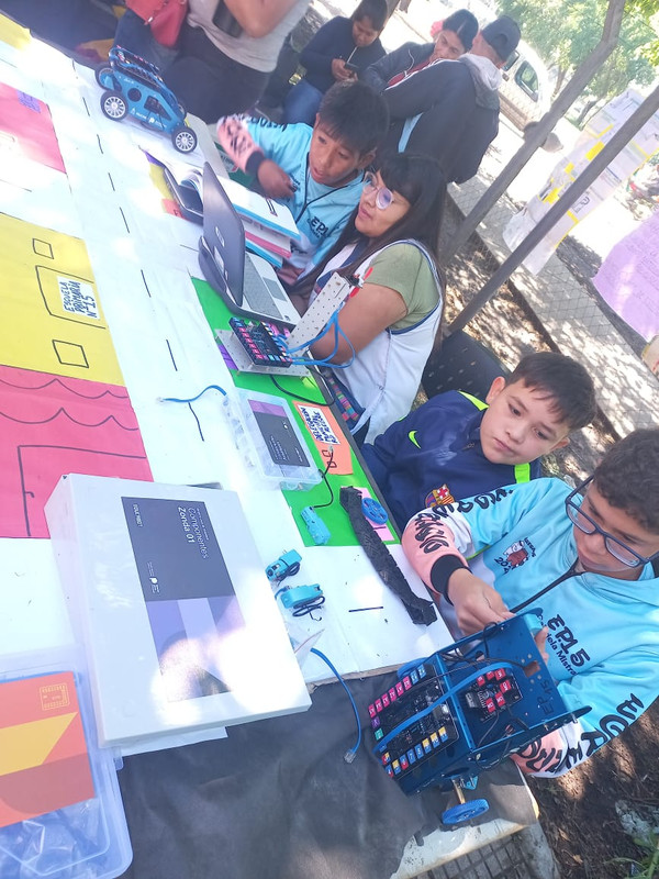 16b49c5981a34e7ab549d3251b0df64e