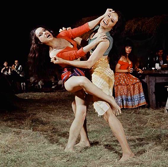 WILD-WILD-WEST-ALIZA-GUR-FROM-RUSSIA-LOVE-1-FOTOR.jpg