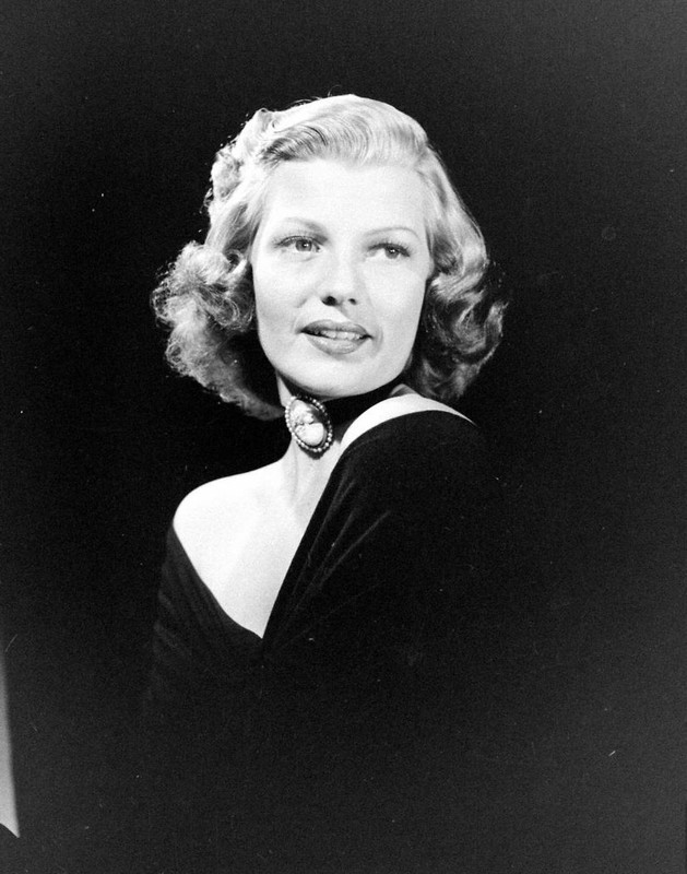 rita_hayworth_g32