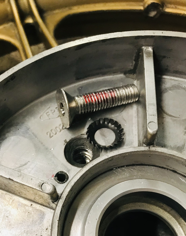 4B26E576-42A9-4B7B-AB28-9B7B89FCACE3