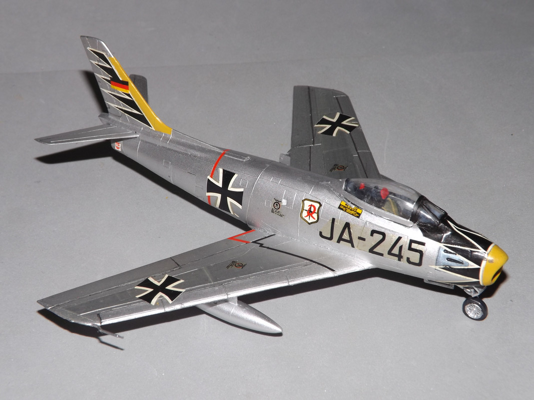 Heller_Sabre_CL13-FS