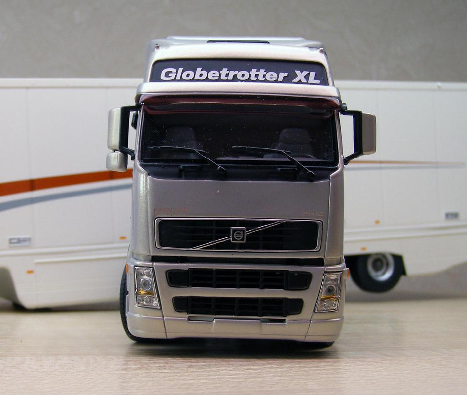 Volvo FH12 w Trailer (6)