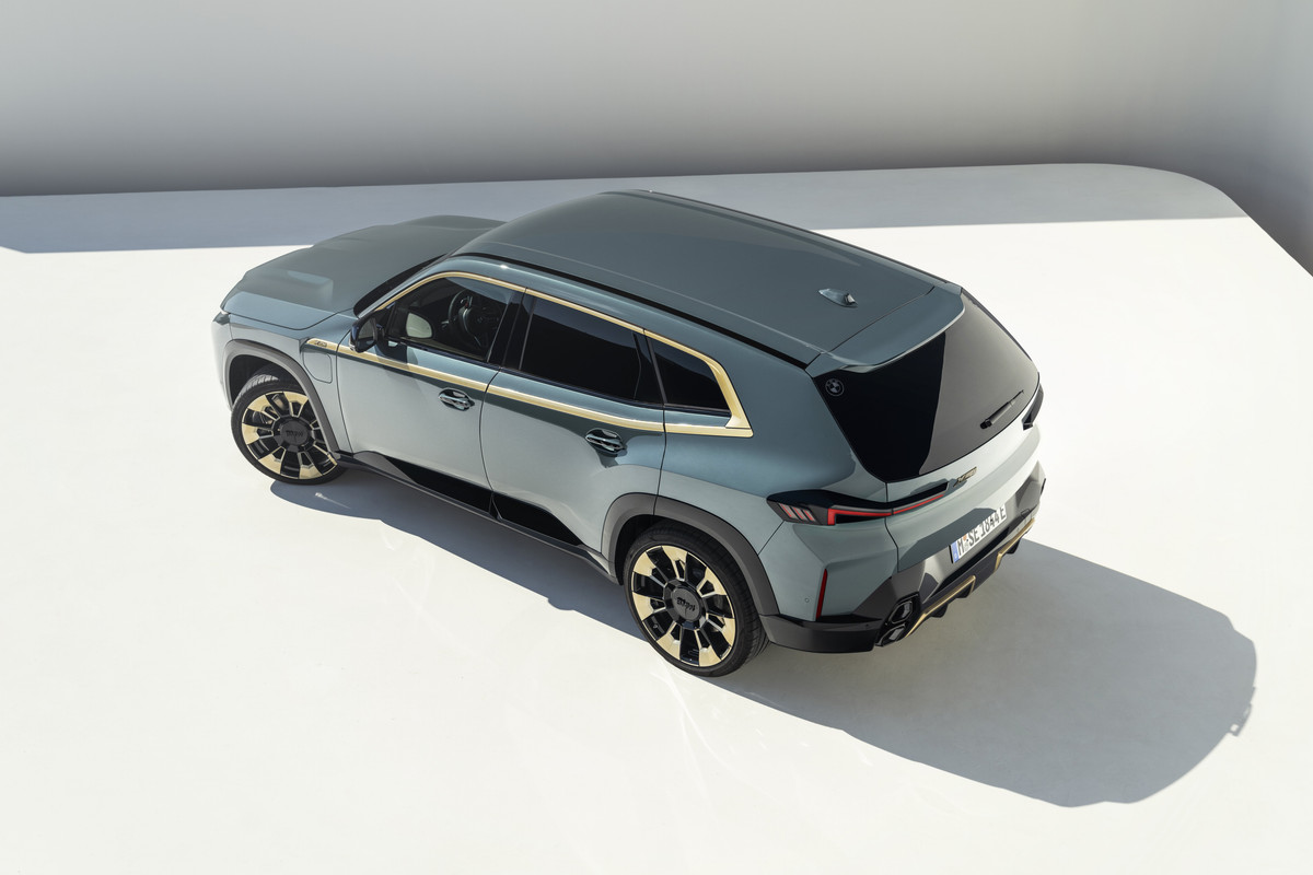 P90478570_highRes_the-first-ever-bmw-x