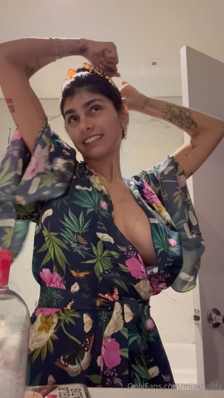 Mia-Khalifa-Pic-2.jpg