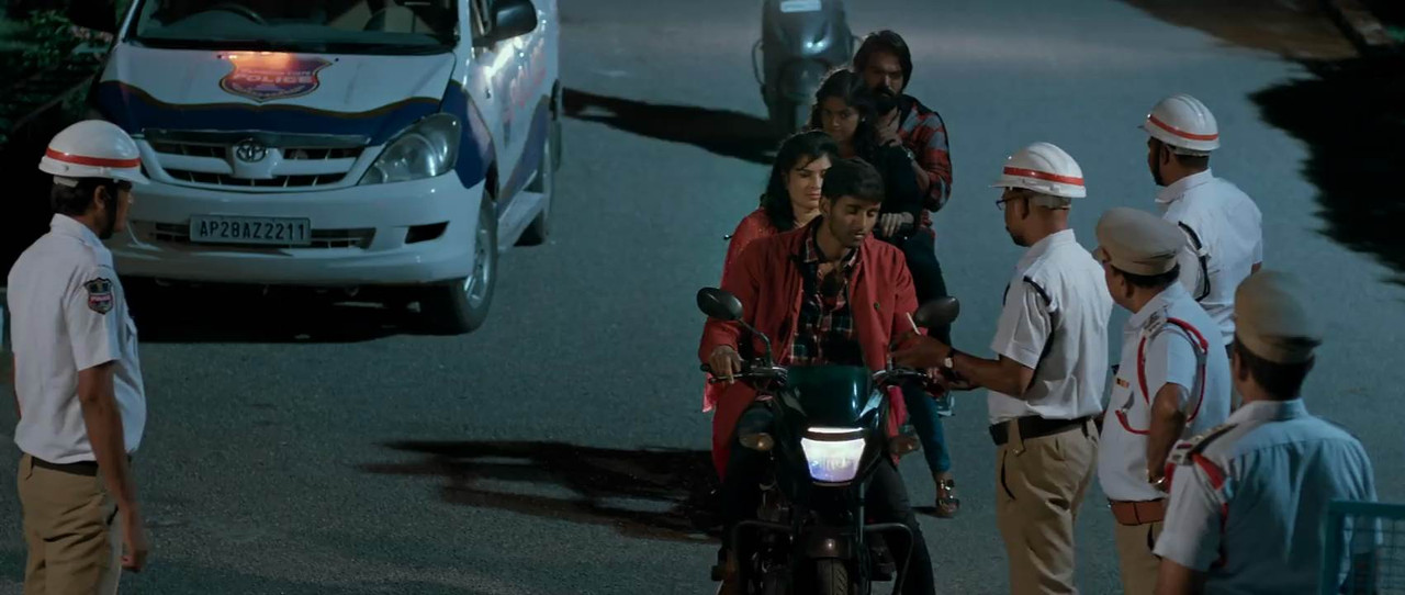 Badmash Gallaki Bumper Offer 2023 WebRip [Tamil] 480p, 720p Screenshot