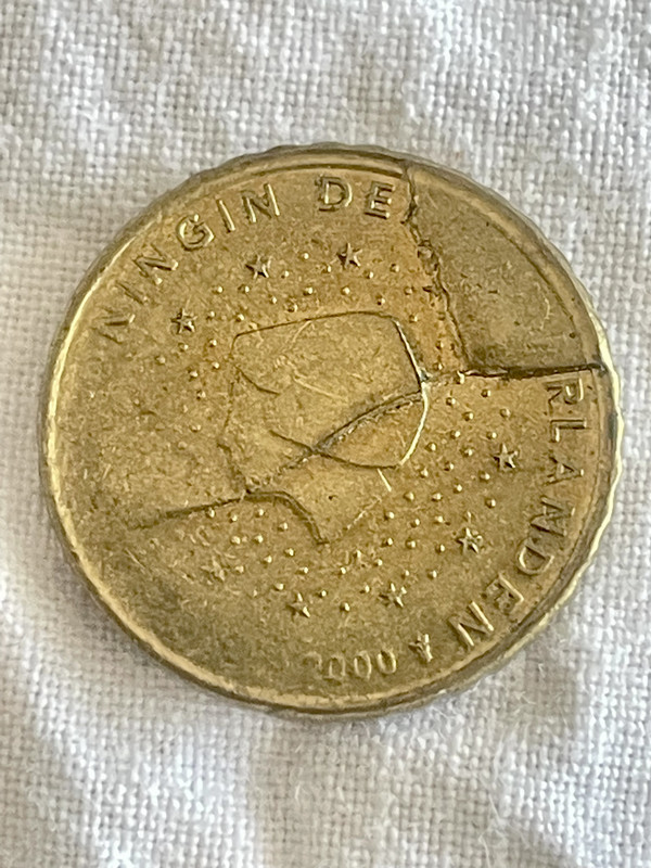 75C6CF68-F5D4-454C-A518-3CE75ECB9229