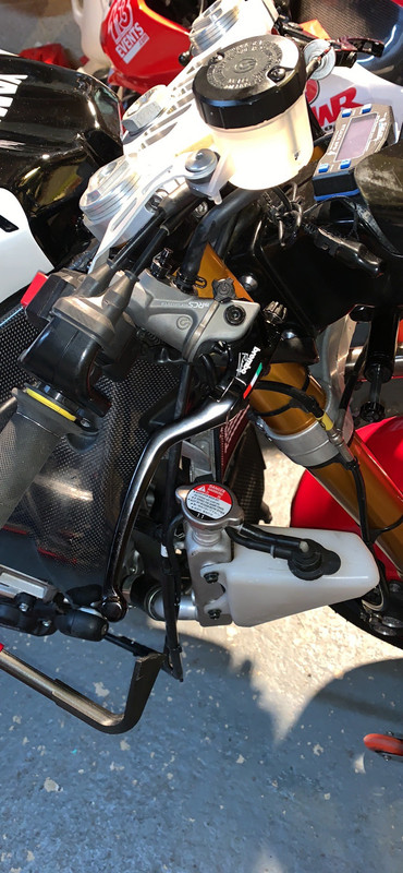 1B62F9B9-64B2-4B93-8199-AE711165A1B8