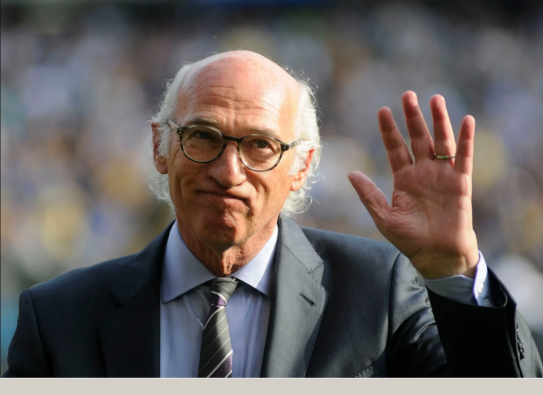 Carlos Bianchi tuvo un accidente con un motociclista