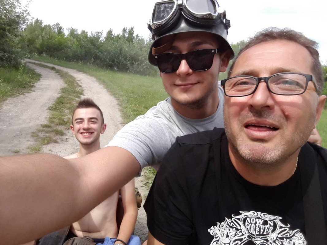 37121543_1677628422334627_1976392255669272576_o