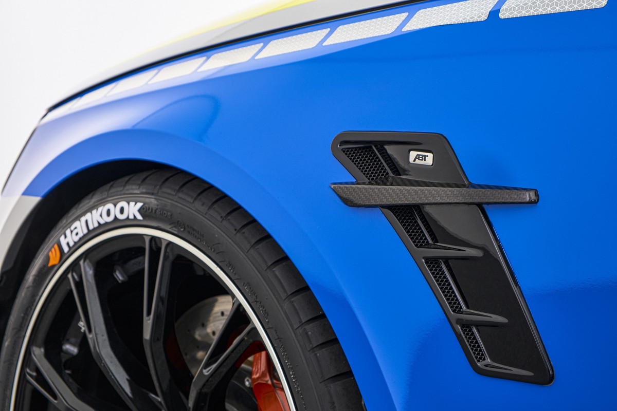 Audi RS4-R Police Car by ABT (13)