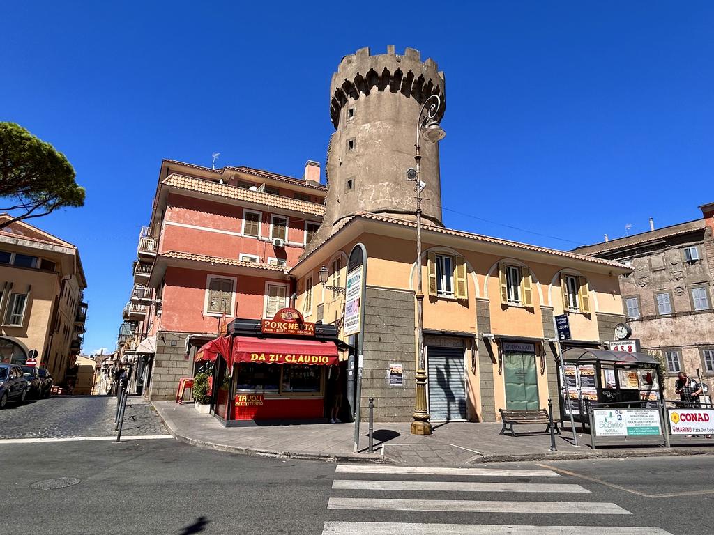 Жаркий сентябрь на побережье Тирренского моря.