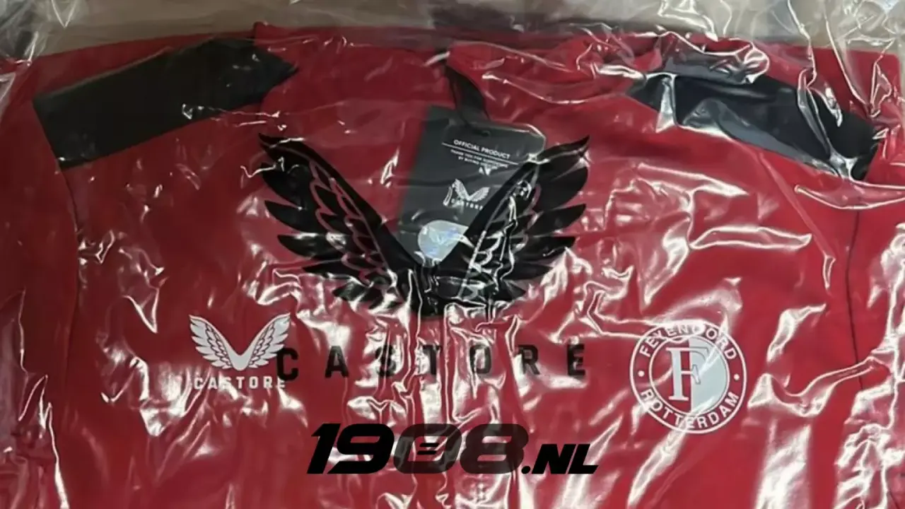 E2BD6251-097A-4C4D-8E24-7F83A36F35AE