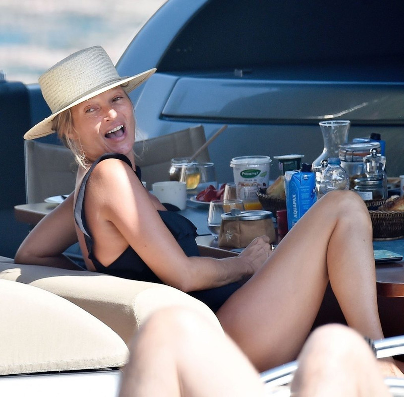 Kate-Moss-Sexy-The-Fappening-Blog-com-25-2-1024x1005