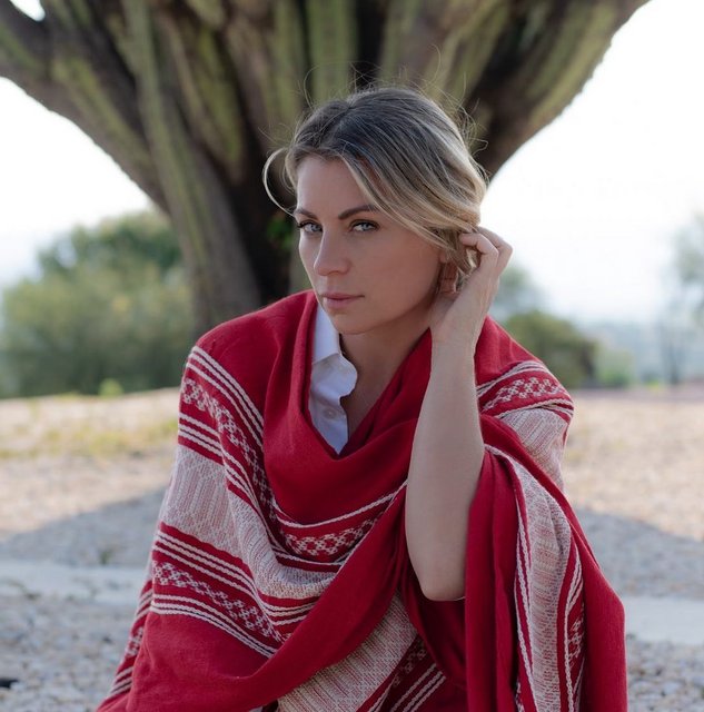 08-CA1-C88-8198-416-C-A9-B6-E5-F595-DF30