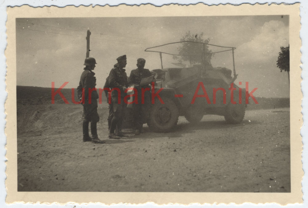 Foto Wehrmacht Russland Front Panzer Spähwagen 222 Funker Antenn