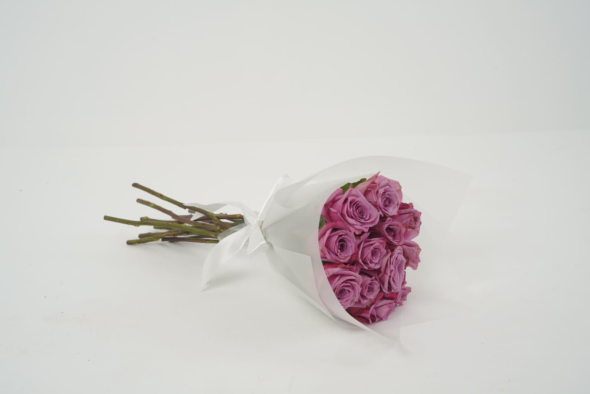 64546B38-Rose main image 0