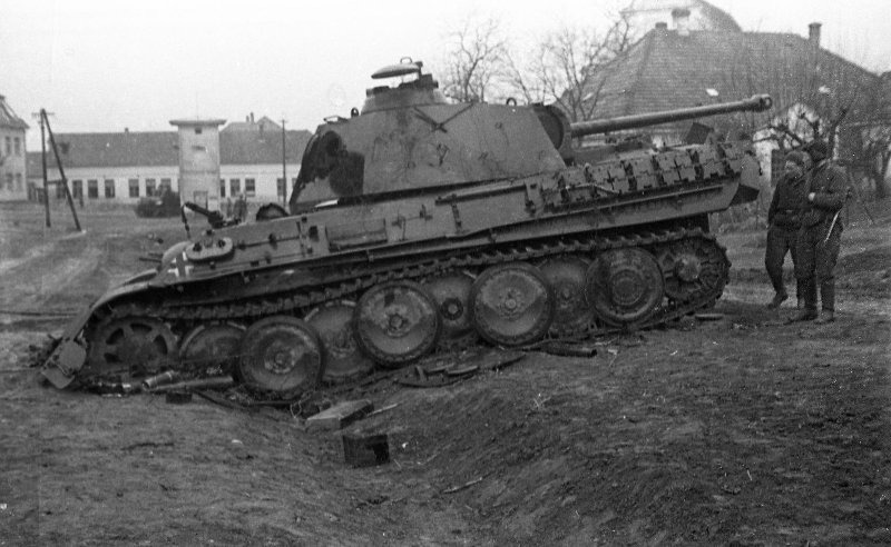 полоса наступления 7-й Гвардейской Армии , Будапешт и окрестности