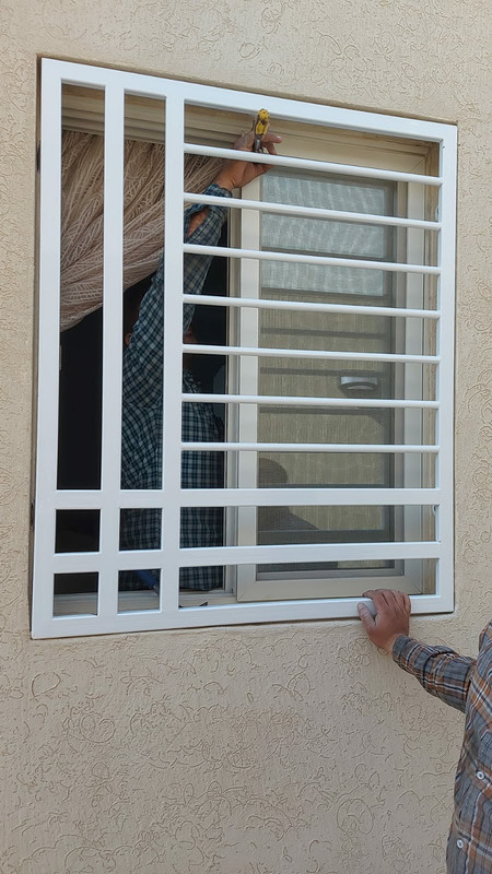 شبابيك حديد صناعية - مصنع الخبر