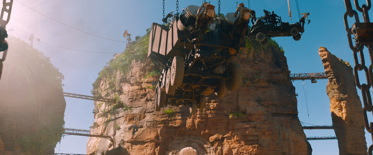Mad Max - Fury Road 2015 (1080p x265 10bit Tigole).mkv_snapshot_