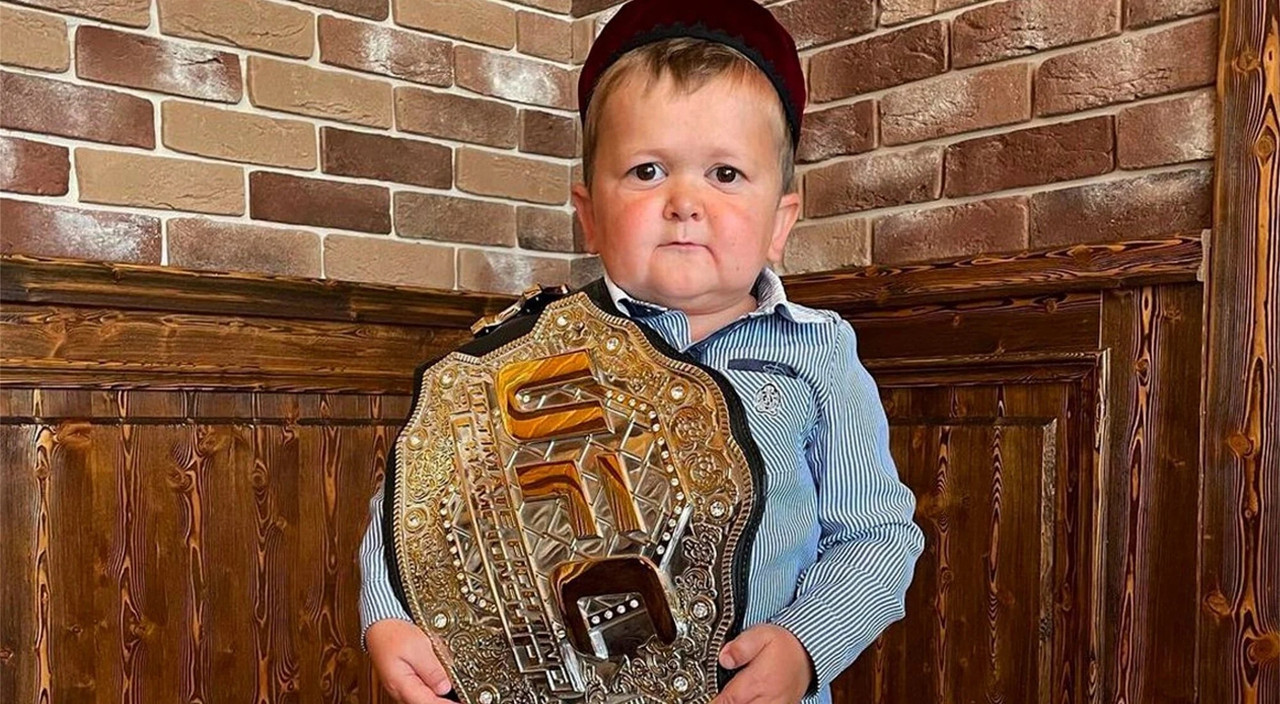 Hasbulla Magomedov, el adolescente con cuerpo de niño que se volvió viral