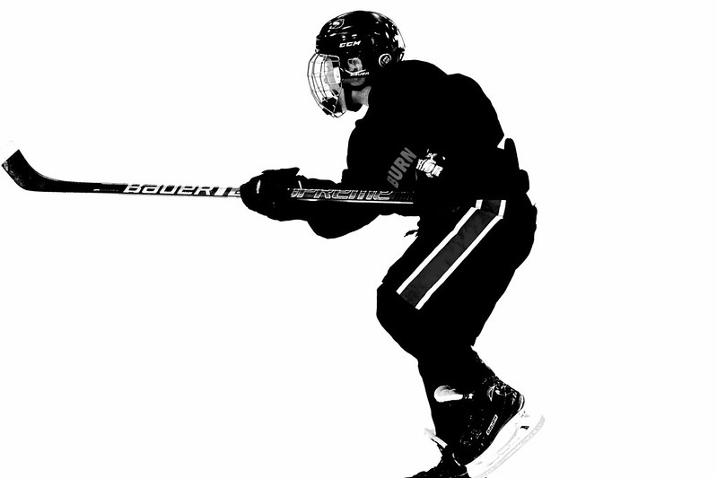 blacknwhite-hockey-player.jpg