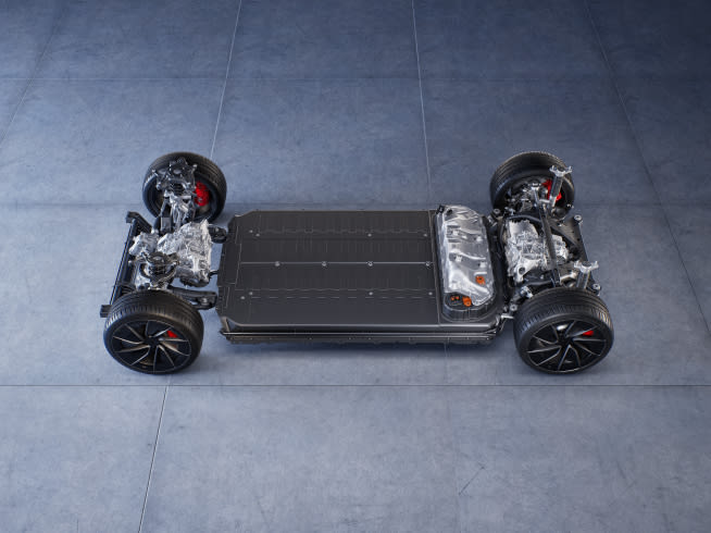 Model-3-Performance-Chassis-Mobile-v2