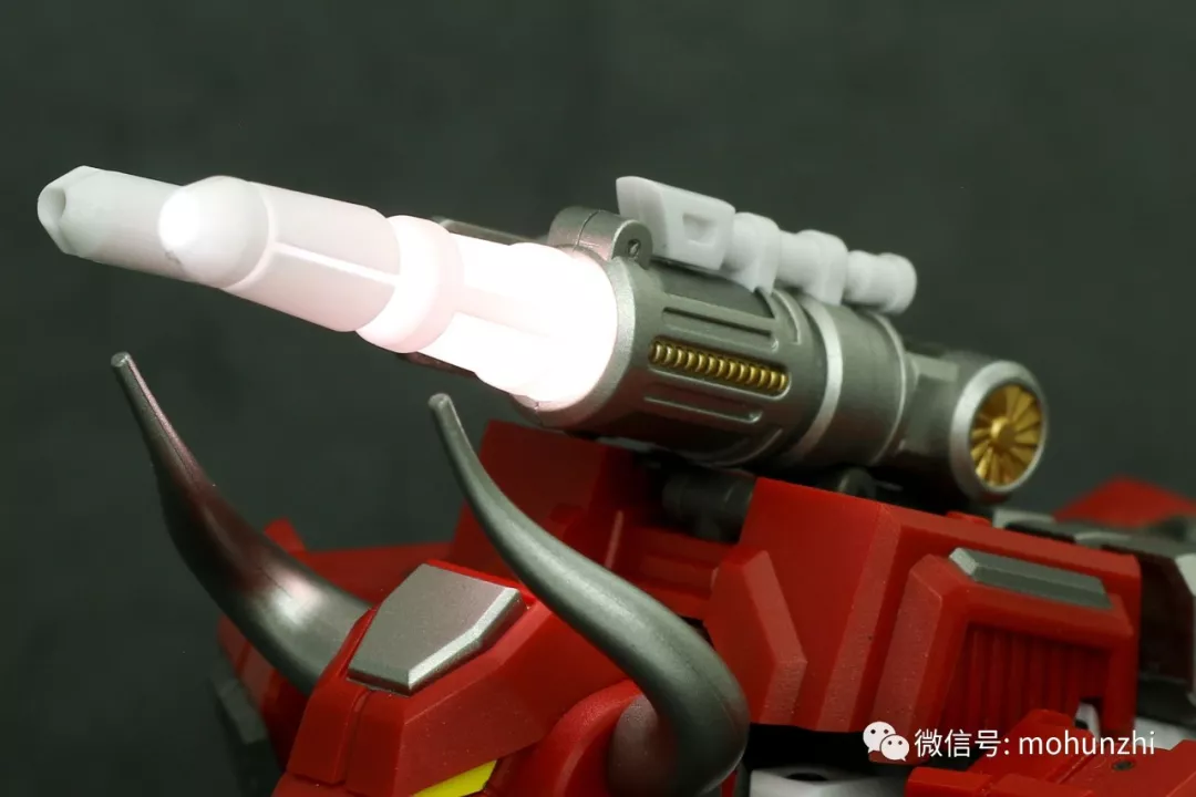 Generation-Toys-gt-11-red-bull-15