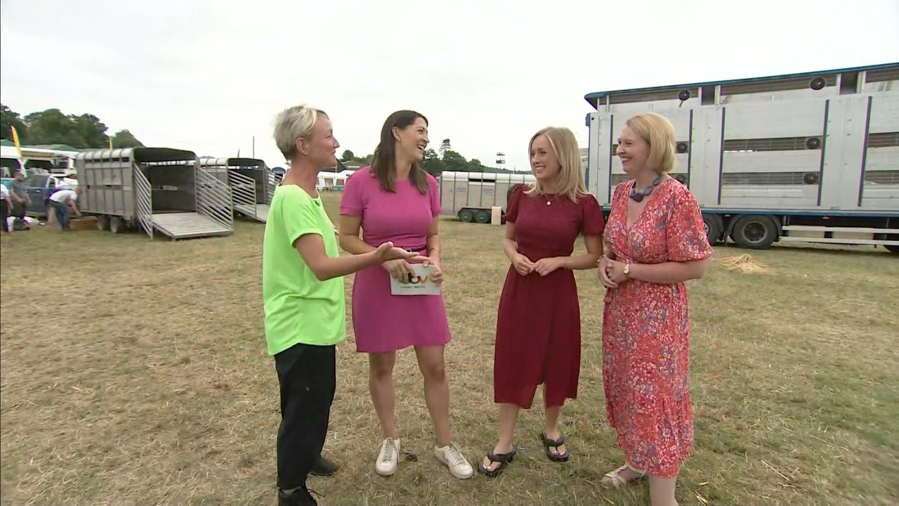 07.21 - 18.00.00 - ITV News Wales at 6. A round-up of all the latest ....ts_snapshot_27.25.003
