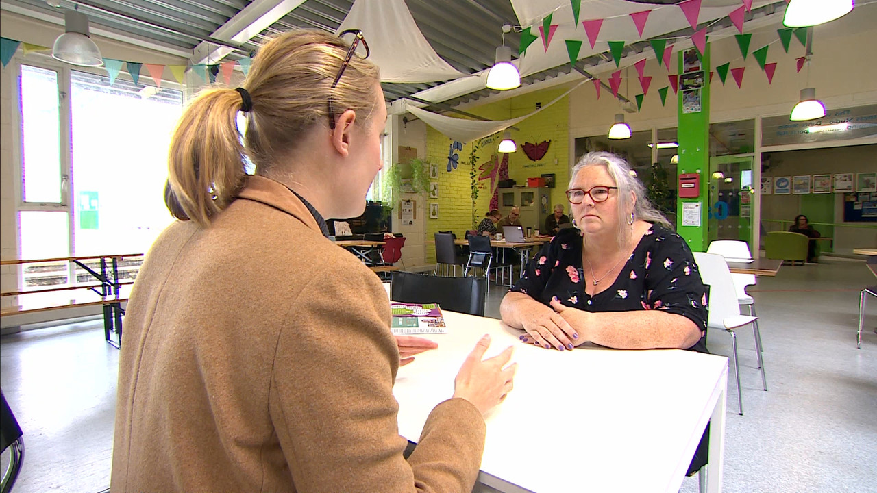 10.13 - 18.00.00 - ITV News West Country. Bringing you all the latest....ts_snapshot_12.24.030