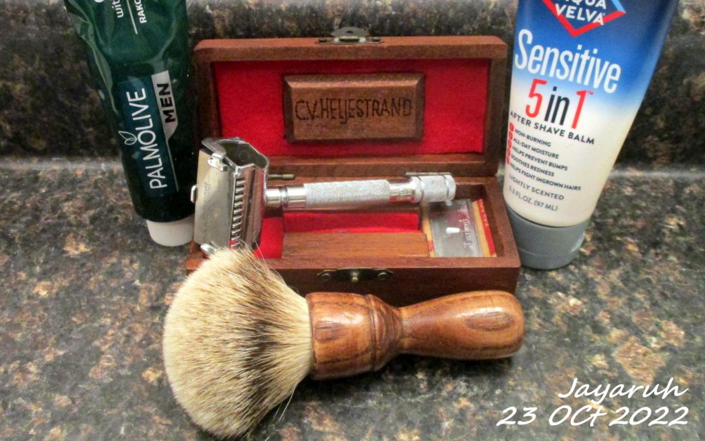 [Image: sos221023.jpg]