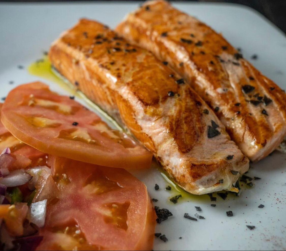 Salmón a la plancha