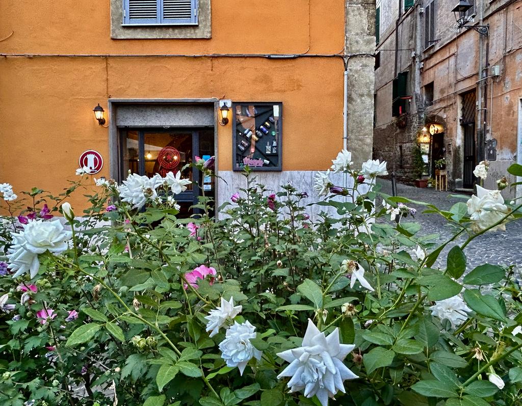 Жаркий сентябрь на побережье Тирренского моря.