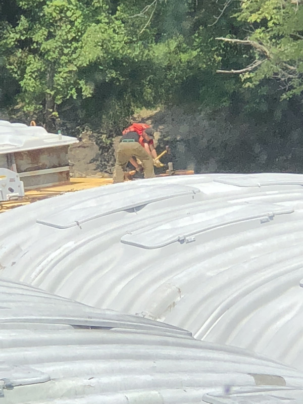 6DC178BE-73B4-49F3-BC0C-40F85D63F516