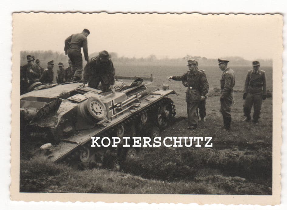 Foto Ausbildung der Sturmgeschütz Battr. 4. Luft