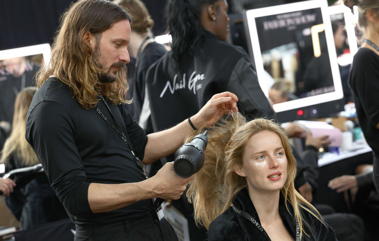 dl.beatsnoop.com-3000-s9q46FLwEb