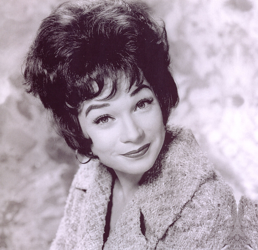 Shirley_MacLaine_b88