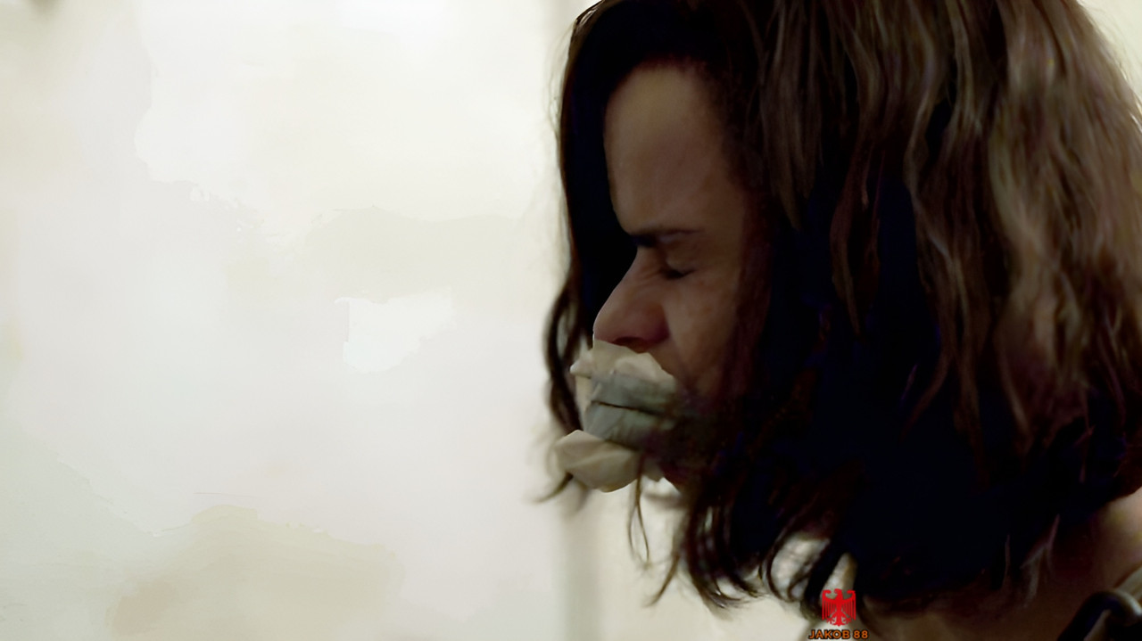 Taryn Manning 17 - Cleveland Abduction 2015