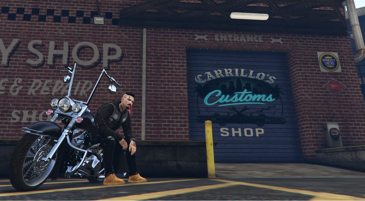 Motorcade meet-up at sunset