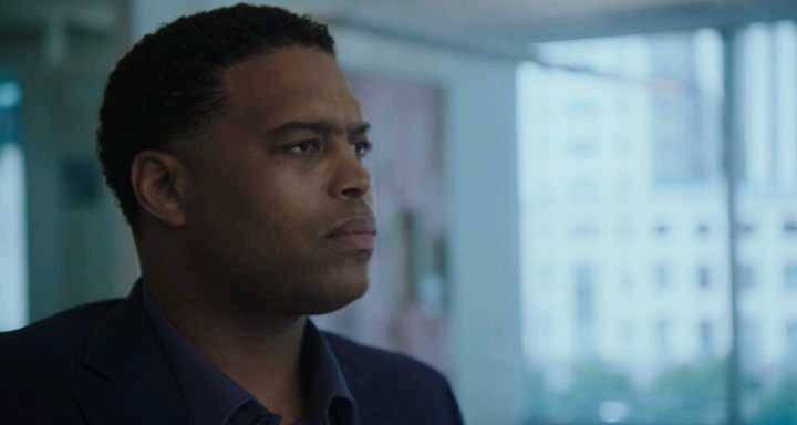 10.Minutes.Gone.2019.iTALiAN.BDRiP.AC3.XviD.avi_snapshot_01.13.22.027