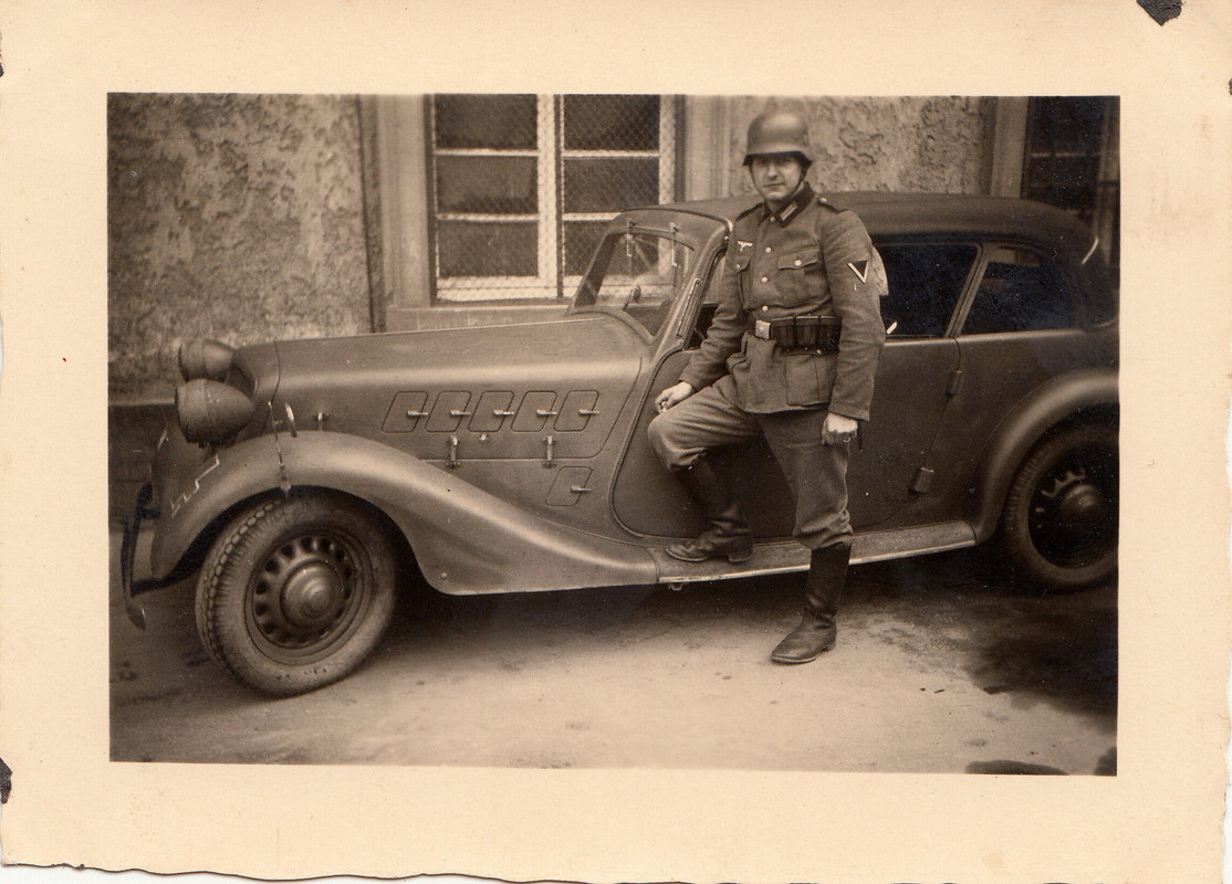 Wehrmacht Soldat mit PKW Kübelwagen taktische Ke