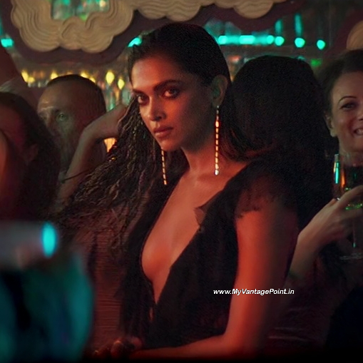 61-Deepika-Padukone-Hot-Scene-in-Pathaan-Movie-with-Shah-Rukh-Khan-My-Vantage-Point