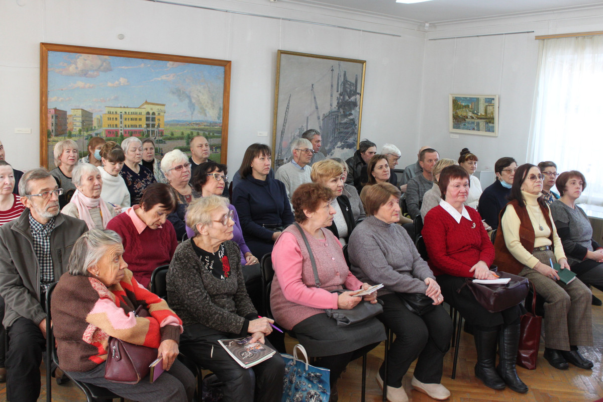 Родоведы на заседании клуба 26 ноября 2022 г.