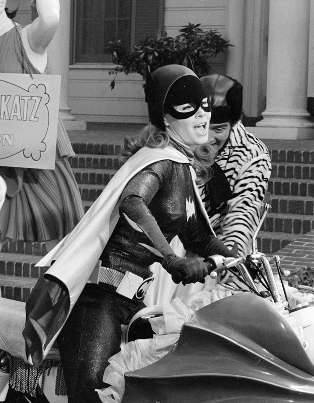 yvonne_craig_188