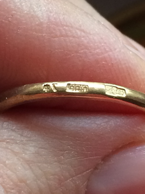 D8AECF00-E58E-4318-B35C-DF7BF132977B