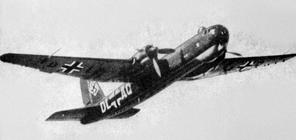 Heinkel-He-177-A-02-in-flight-1942.jpg