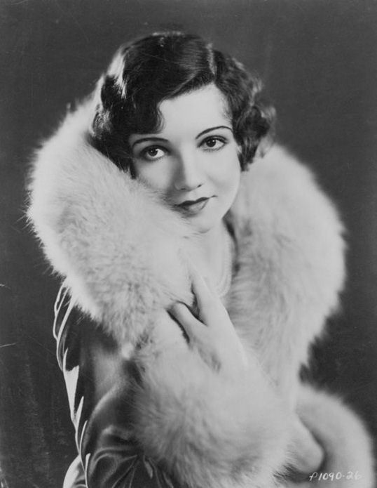 claudette_colbert_b75