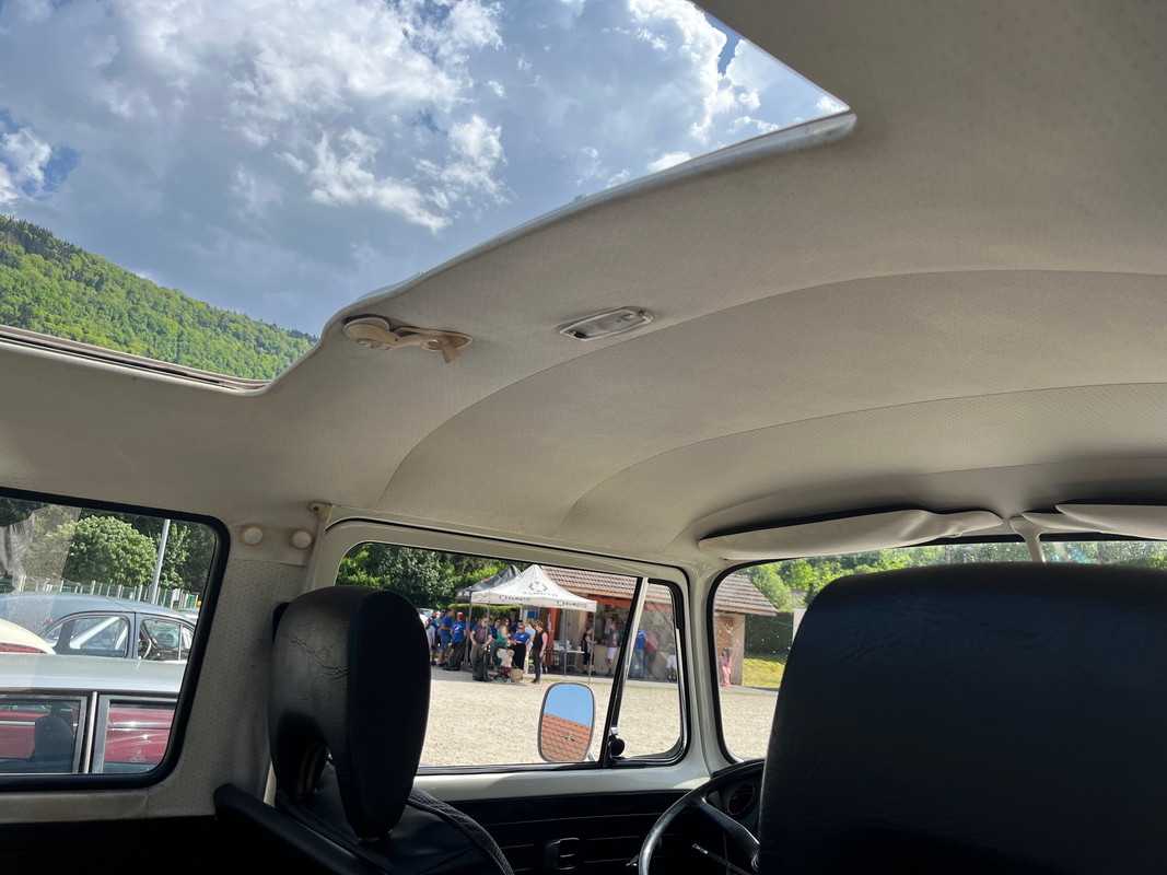 [Image: VW-Combi-T2-TO-2025-05-03-2.jpg]