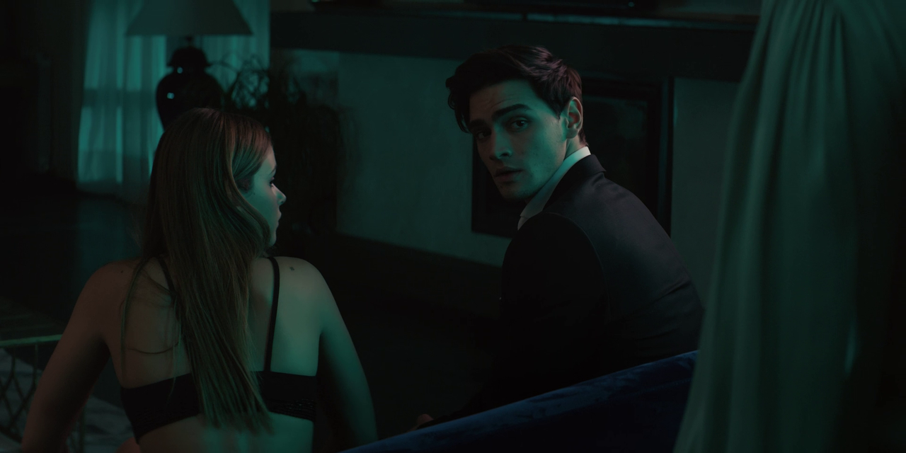 vlcsnap-2023-06-08-19h51m09s410