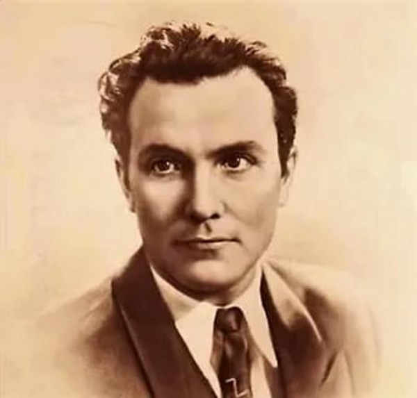 Глеб романов актер биография и личная жизнь