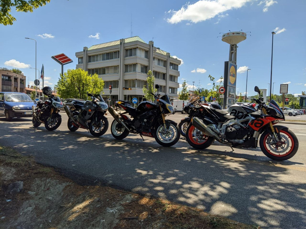 3F49A0B8-B501-4A68-A448-C595F1A7326E